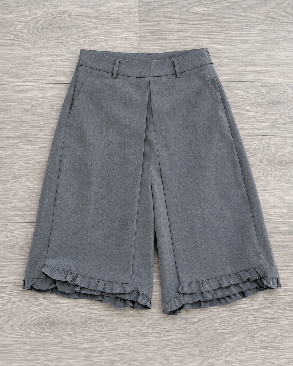 Elora Short